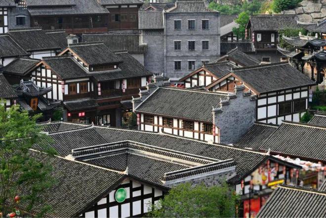 1680元报团哈尔滨雪乡旅游早餐只有稀饭馒头?官方通报